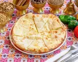 チーズナン(Chis nan)（ネパールインドレストランマナスル）