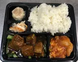 豚角煮・海老チリソース・シューマイお弁当（蓮香園 新館）