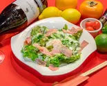 チーズたっぷりシーザーサラダ・温玉をのせて Caesar Salad with Lots of Cheese and Soft Boiled Egg（Dining＆Bar PRIMAVERA）