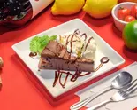 ガトーショコラ・バニラアイス添え Gateau Chocolat with Vanilla Ice Cream（Dining＆Bar PRIMAVERA）