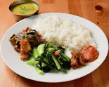 【当店人気№2】ダルバート ベジタブル Vegetable Dal Bhat(ネパール餃子酒場 そるてぃ)