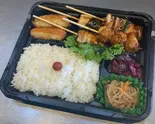 焼鳥弁当（みんなのやきとり 都島店）