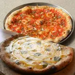 マリナーラ / クアトロフォルマッジ（CRAZY PIZZA TORANOMON）