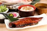 【特大】大トロ！サバのみりん干し定食（魚の旨い店 飯田橋店）