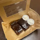 【VG/GF】チョコレートムースケーキ Chocolate Mousse Cake 2pcs（こまきしょくどう）