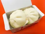 【当店人気NO.1】黒豚饅2個 10円お得！（SHIMBASHI 15○ SL広場前店）