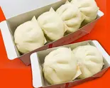 黒豚饅6個 50円お得！（SHIMBASHI 15○ SL広場前店）