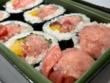 とろたく太巻き Fatty Tuna with Pickled Radish Fat Roll（鮨と海鮮丼 艶ノコク）