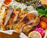【肉1.5倍】相盛りチキンと玄米のお弁当【1.5ACB】（【もっちり玄米と低脂質チキン】とりげん食堂 東山町1丁目店）