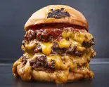 トリプルチーズバーガー Triple Cheese Burger（SHOGUN BURGER 麻布台ヒルズ店）