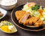 ロースかつ弁当（とんかつ きりごもん）