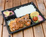 チキンカツ弁当（くいしんぼう Kuishinbou）