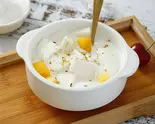 マンゴーベリー杏仁豆腐 fruit almond tofu（明洞본죽＆비빔밥 ビビンバと本格スンドゥブ 北千住店）