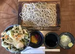 かき揚げ丼セット（甲州屋蕎麦店 koushuuyasobaten）