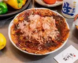 屋台風モダン焼き(豚、天かす、紅生姜、花かつお)（お好み焼き＆鉄板焼き 花門亭 東門街店別館）