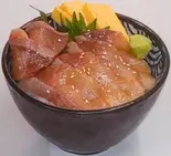 鰤のごま漬け丼（海鮮丼神田すし八本店）