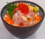 ねぎとろ爆弾丼（海鮮丼神田すし八本店）