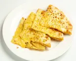 チーズガーリックナン(cheese garlic)（オムレストラン）