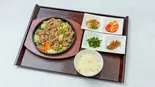 プルコギ定食(ごはん、おかず付)(李さんの食卓)