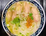 鶏⾁フォー PHO GA（ベトナム料理スア吉祥寺店）
