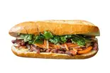 スペシャルバインミー BANH MI DAC BIET（ベトナム料理スア吉祥寺店）