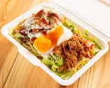 ＼+プルドポーク追加/タコスミートのチキンオーバーサラダ（タコスミートのチキンオーバーライス KING CHICKEN(キンチキ)ドン・キホーテ北池袋店）