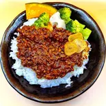 Vegetable keema curry rice bowl ベジタブルキーマカレー（TSUKIJI Night Delivery PAKA）