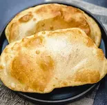 バトラ(2枚) Bhataura (2Pcs)（INDIAN NEPALI RESTAURANT "JUNTARA"）