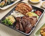 スペシャル弁当(最高級)（焼肉処明成館駅前店）