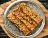 ピリ辛大人気！】 キムチチヂミ Korean Kimchi Pancake（ASIAN ANNAPURNA RESTAURANT ＆ BAR）
