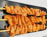 鶏皮串揚げ（麻辣隔壁）