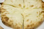 チーズナン CheeseNan（HINALAYA MURA INDIAN NEPALI RESTAURANt）