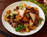牛肉のオイスターソース炒め Beef in Oyster Sauce Stir-Fry（蘇州風居酒屋豫園 綾瀬店）