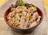 サーロインステーキ丼 肉ダブル（ふうふう食堂）