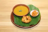 ウズヌ ワダ(1個) / Uzhunnu Vada（Kerala Kitchen 新丸子店）