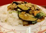 豚肉入り茄子丼（香港厨房 風香園 本店）