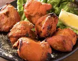 チキンティッカ(2P) Chicken Tikka (2 Pieces)（ナマステ インドレストラン飛田給店）