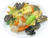 【当店人気No.2！】きくらげと玉子と豚肉炒め（中華料理刀削麺 逸品園）