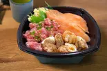 65.づけサーモンネギトロ炙りサーモン丼（魅惑の丼丸 五反田店）