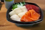 41.三色丼（魅惑の丼丸 五反田店）