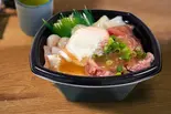 72.塩ダレ海鮮丼（魅惑の丼丸 五反田店）