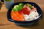 96.4色イクラ丼（魅惑の丼丸 五反田店）