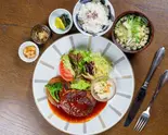 特製ハンバーグセット Special Hamburg Steak Set（カフェスタジオ言の波）