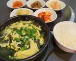 ワカタマスープ(계란 미역국)（焼肉ソウル）