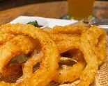 スパイシーオニオンリング(Sサイズ)（ヨッシーズ フィッシュ＆チップス）