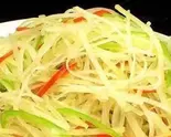 ピーマンとジャガイモ千切り炒め(青椒土豆丝定食)(台湾無骨香脆鶏柳)