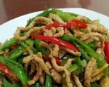 チンジャオロース炒め(青椒肉丝定食)(台湾無骨香脆鶏柳)