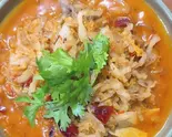 漬け白菜とラム肉のマーラー風鍋定食(台湾無骨香脆鶏柳)