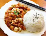 鶏肉カシュナッツ炒め丼(腰果鸡丁盖饭)(台湾無骨香脆鶏柳)