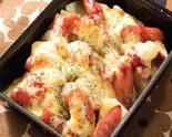 ウィンナーとポテトのチーズ焼き Grilled wiener and potatoes on cheese（【メガ盛り弁当！！】洋食店 エクストラバガンザ 大名店）